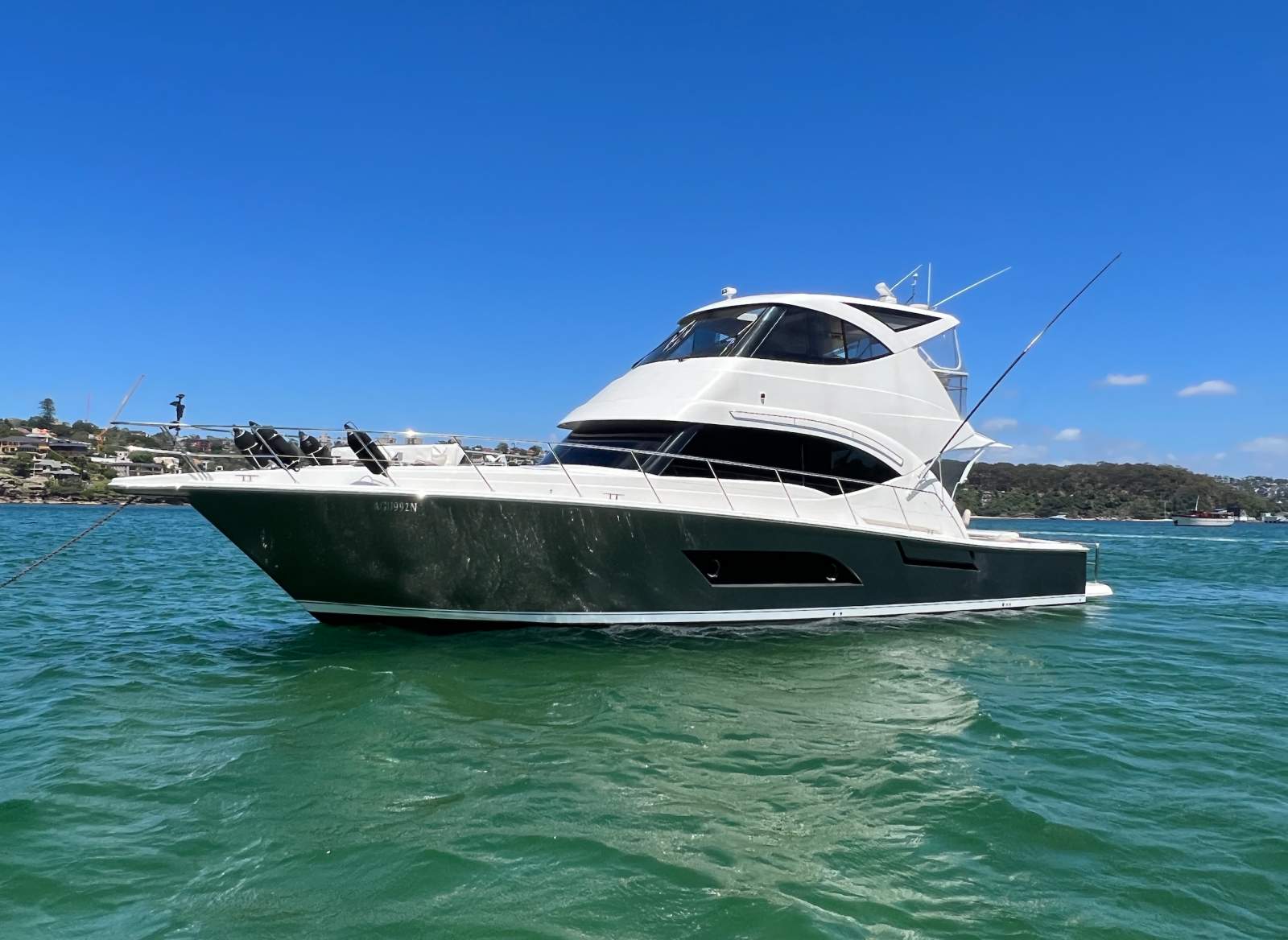 Riviera 53 Enclosed Flybridge