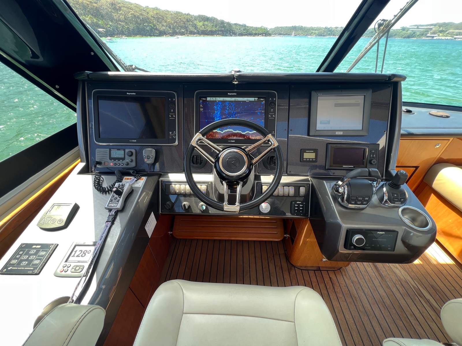 Riviera 53 Enclosed Flybridge