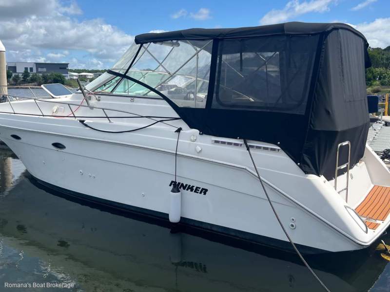 Rinker 300 Fiesta