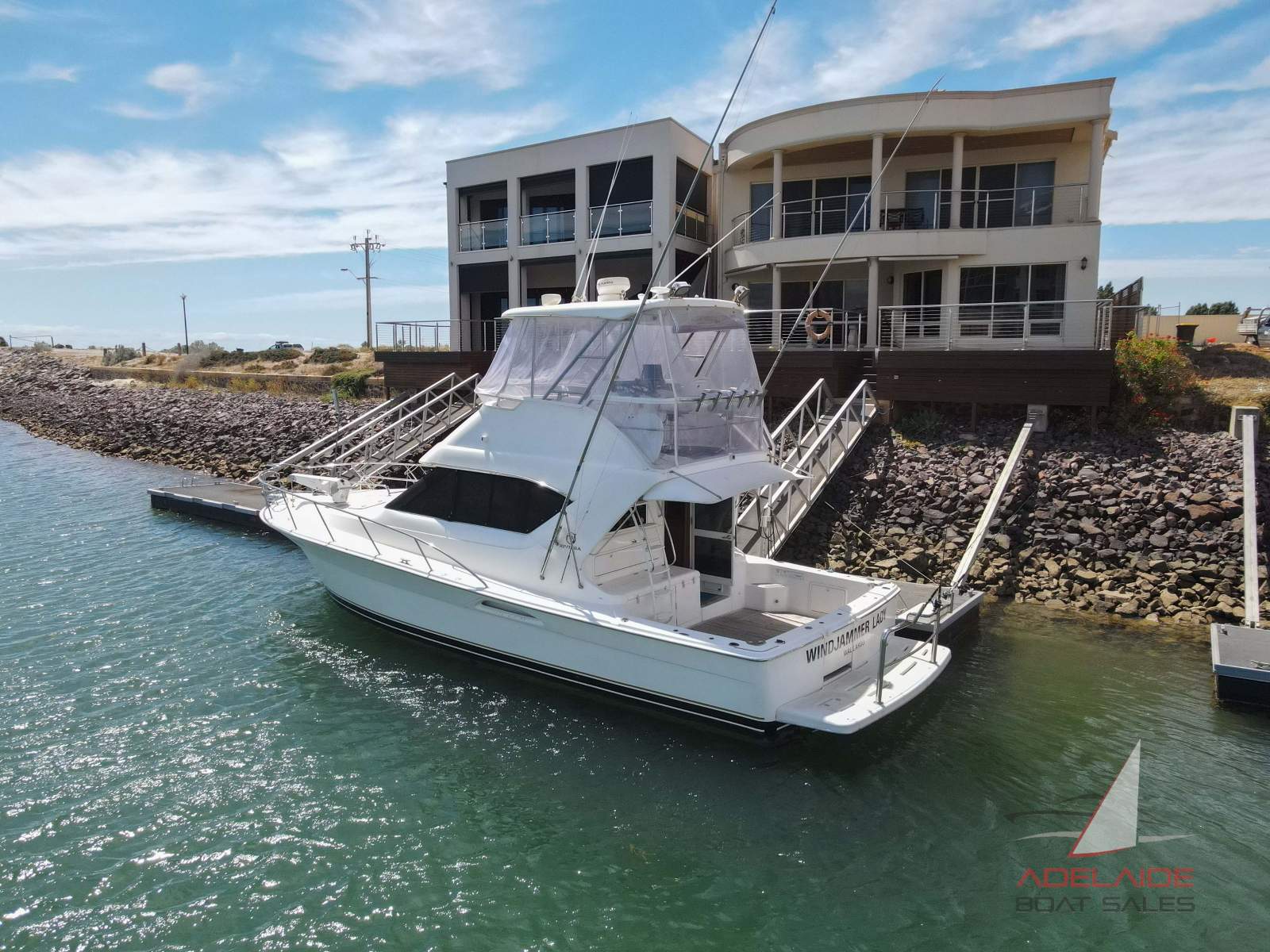 Riviera 3850 Open Flybridge