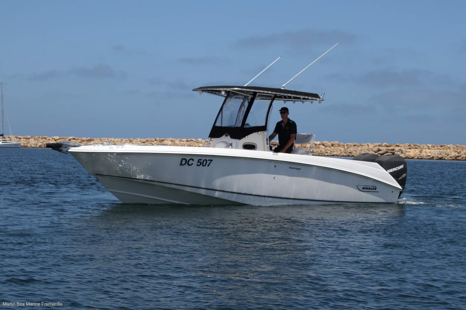 Boston Whaler 270 Outrage In Immaculate Condition