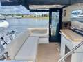 Sealine C330 enclosed hardtop cruiser
