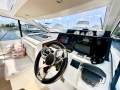 Sealine C330 enclosed hardtop cruiser