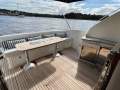 Riviera 4400 Sport Yacht
