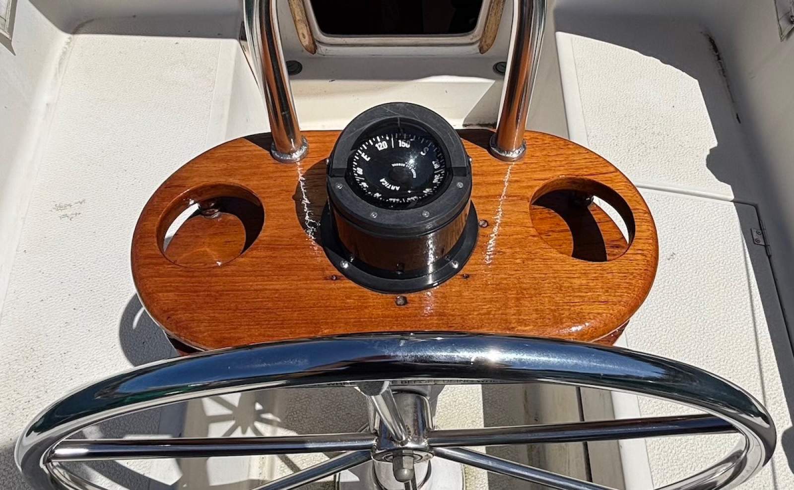 Compass 29