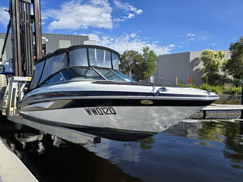 Four Winns Horizon 230 Bowrider