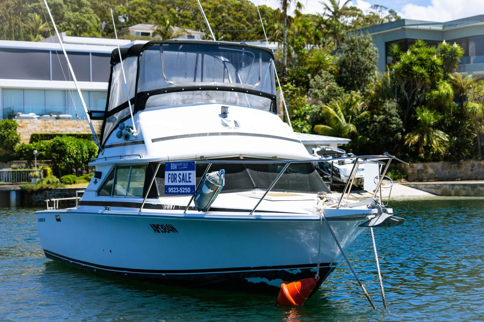 Bertram 28 Flybridge