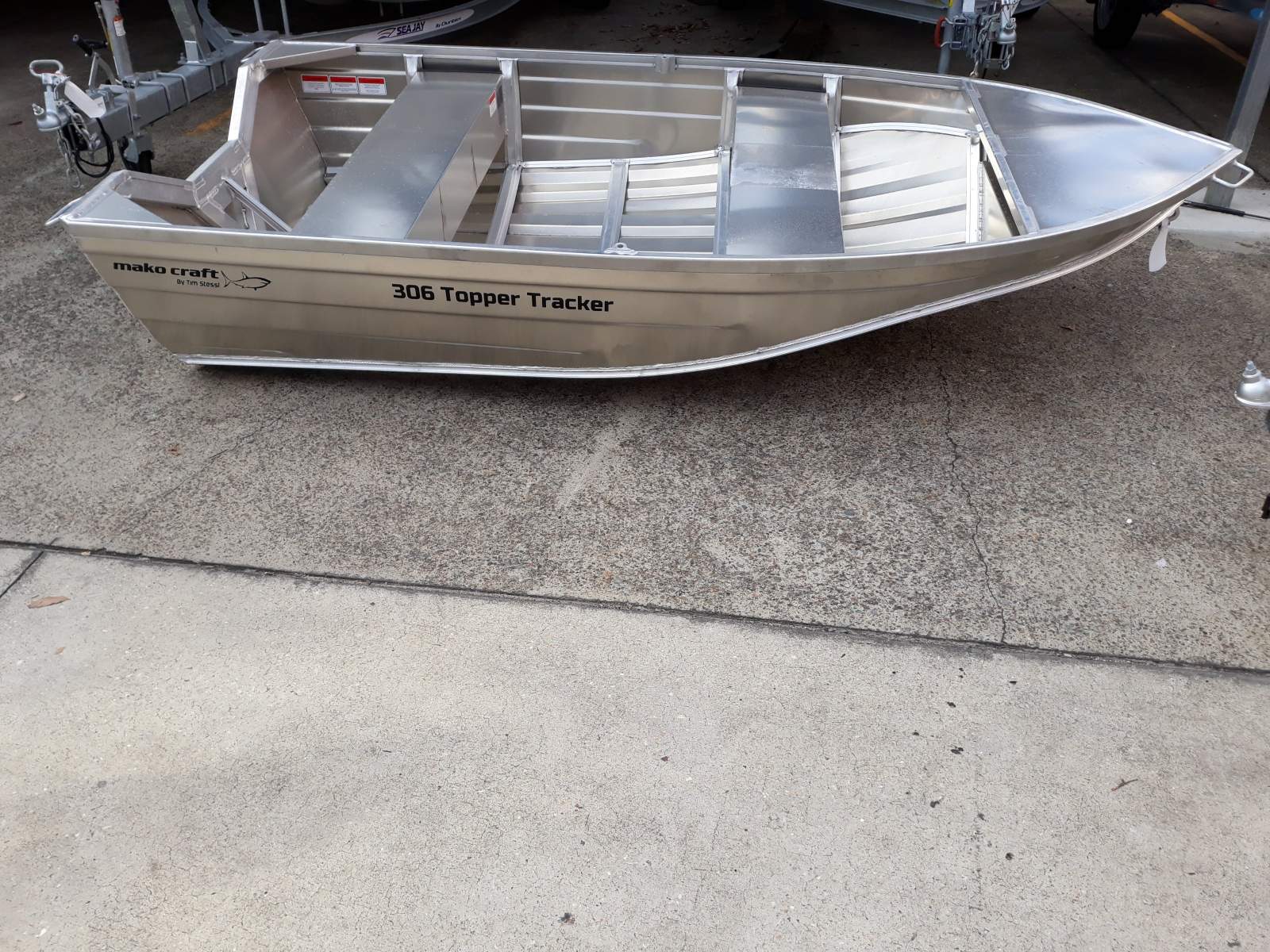 New Makocraft 306 Topper Tracker