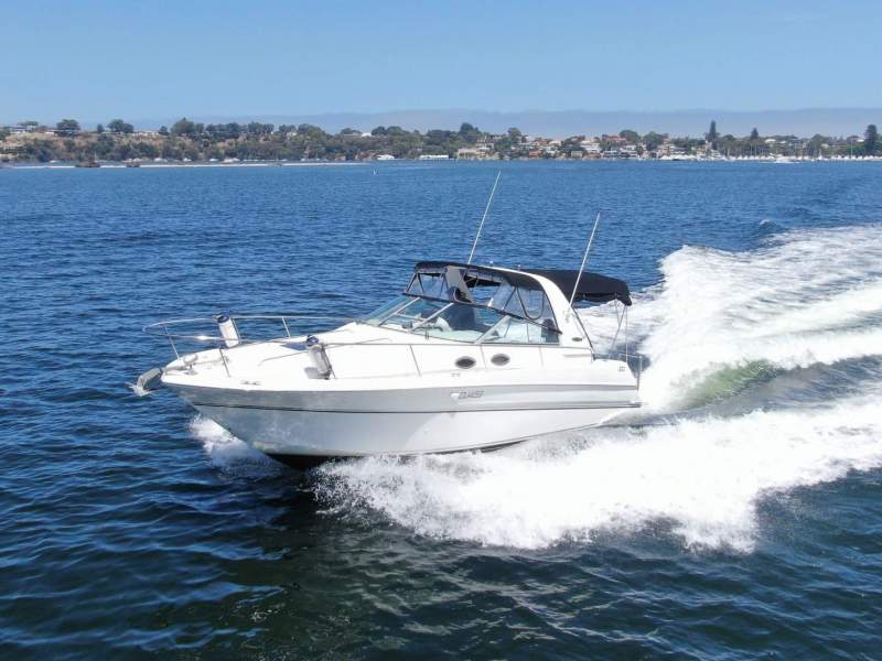 Sea Ray 315 Sundancer Immaculate with Aquarama Pen **
