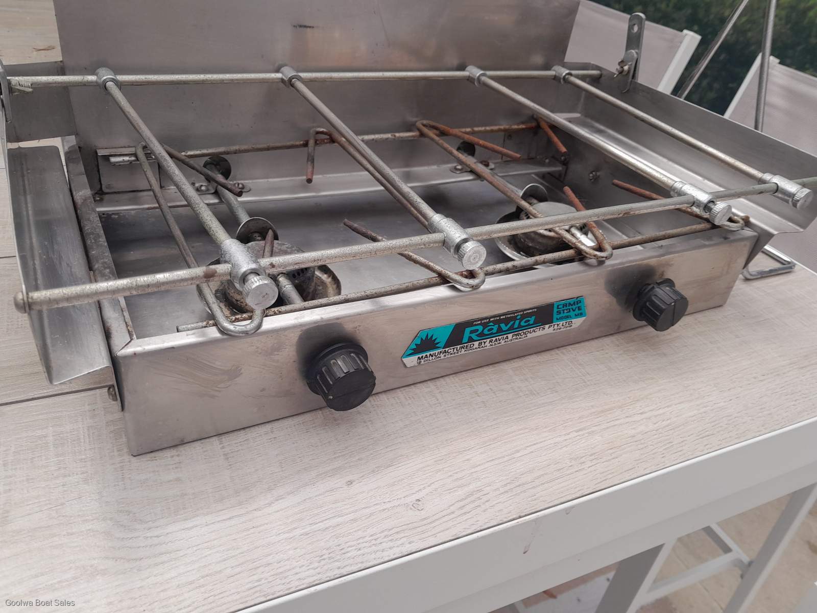 Ravia Metho Stove