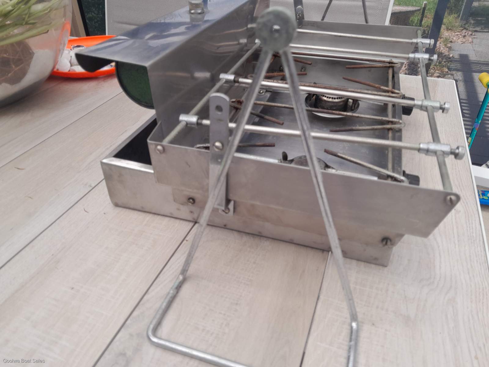 Ravia Metho Stove