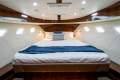 Island Gypsy Newport 460 Classic Elegance & Modern Performance