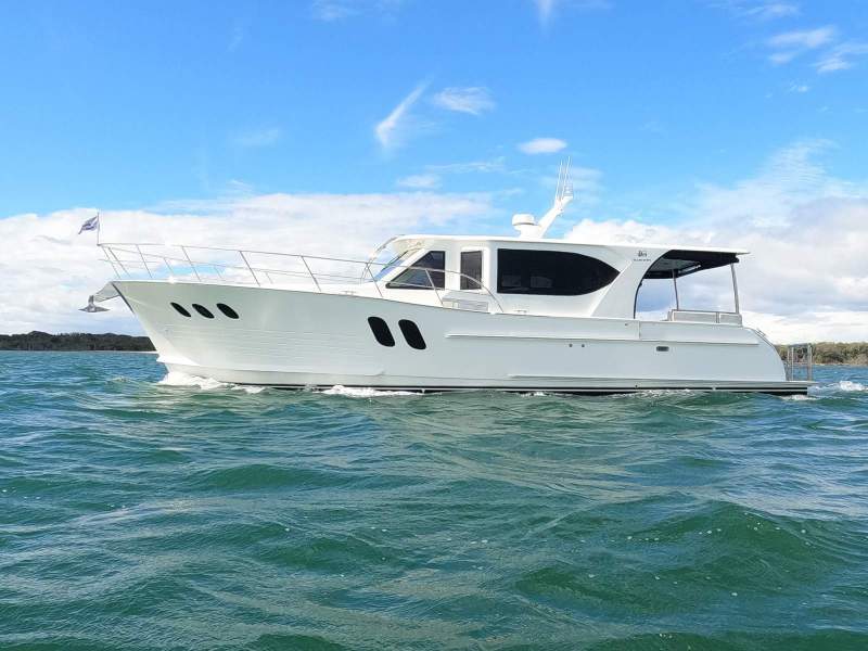 Island Gypsy 50 Wide Body 50 WB features a wide-body layout