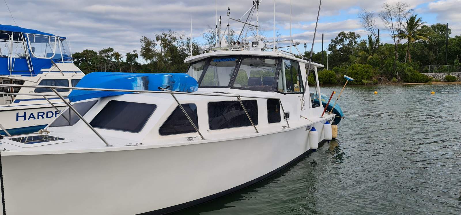 Swanson Custom Sedan 11m Powerboat
