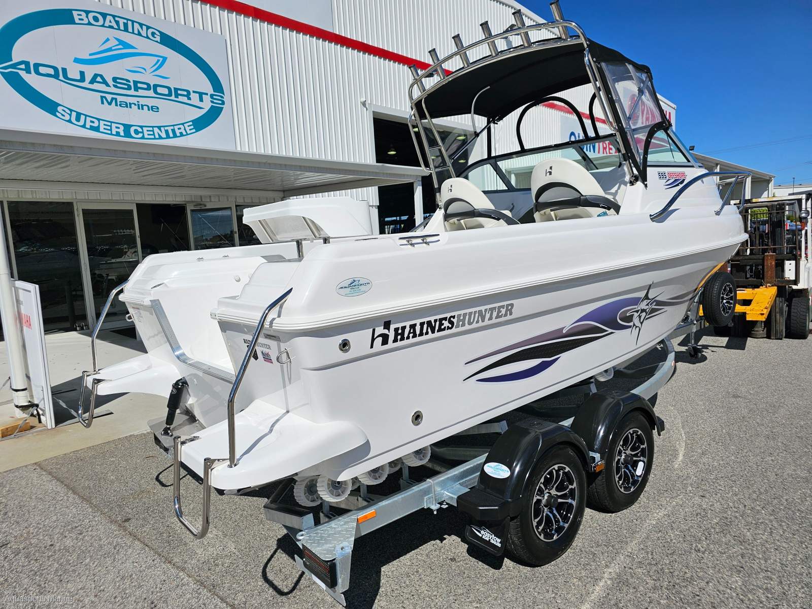 New Haines Hunter 595 Offshore
