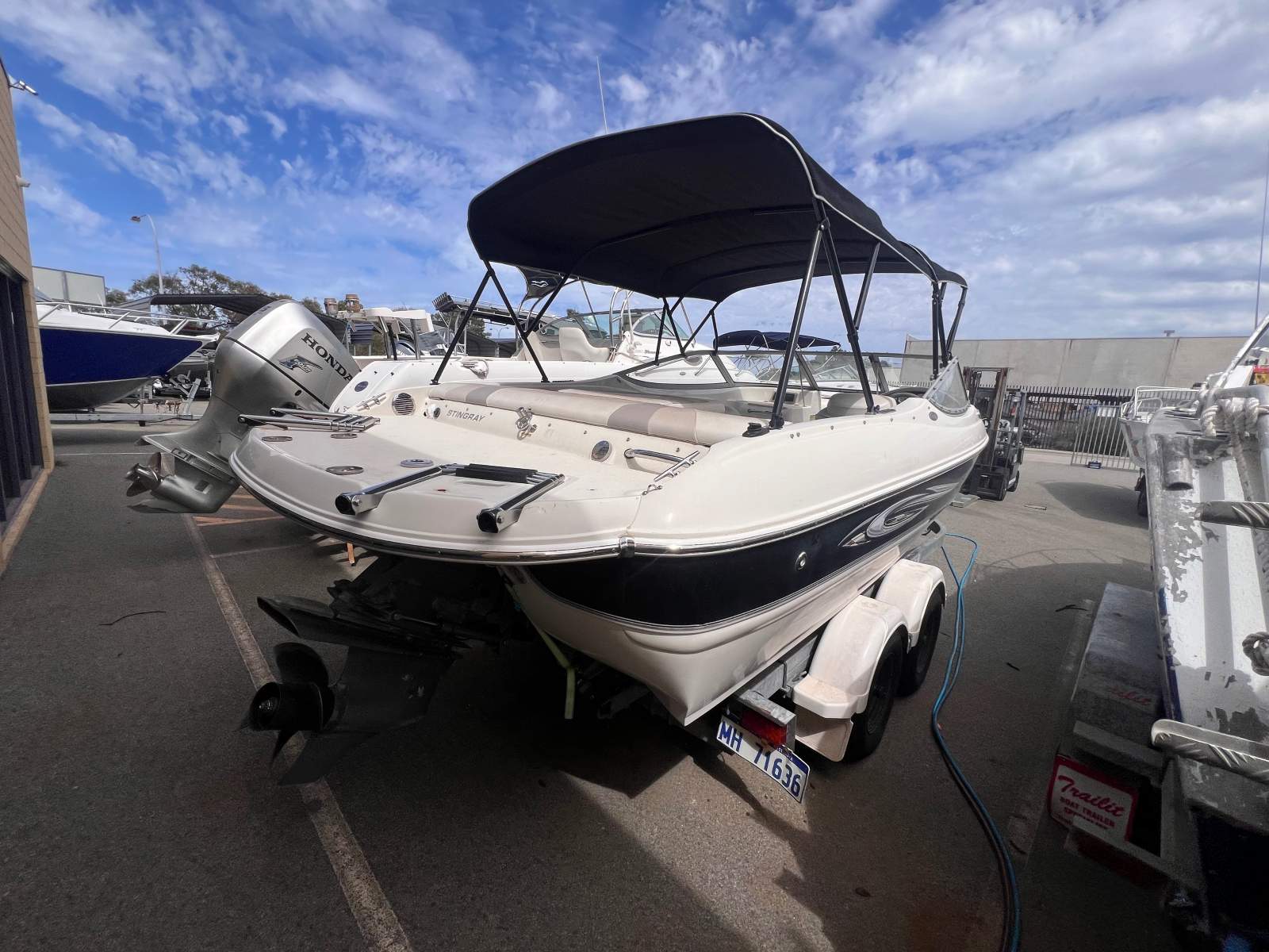 Stingray 195 LS Bowrider