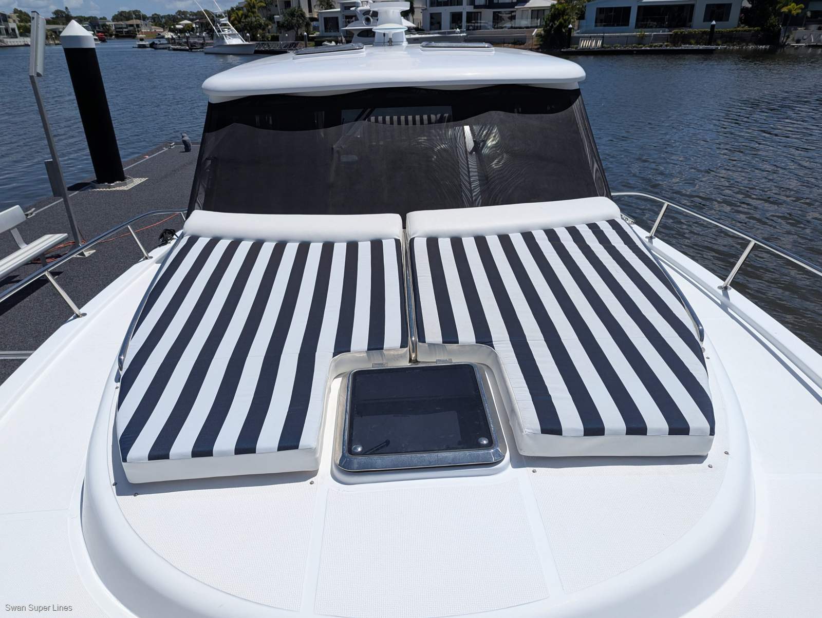 Island Gypsy Newport 460