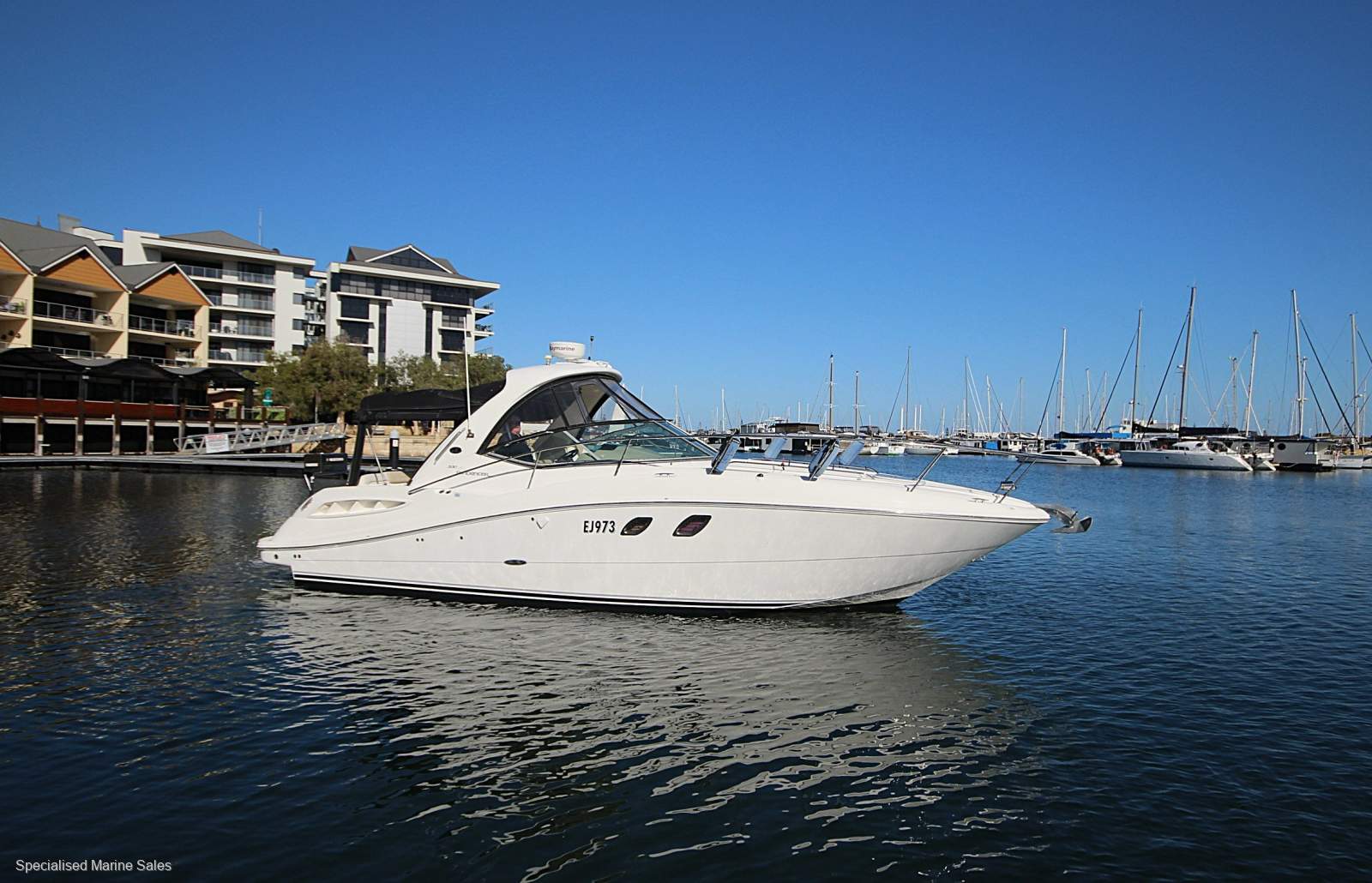 Sea Ray 330 Sundancer *** AXIUS JOYSTICK CONTROLS *** $ 157,500 ***