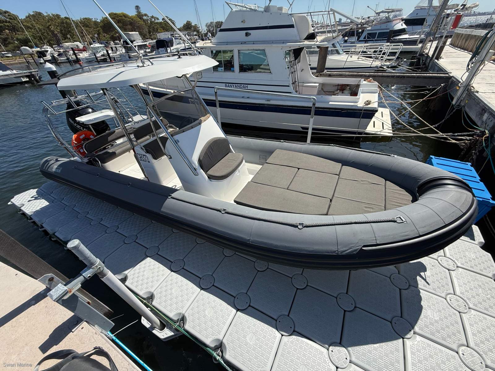 Falcon Inflatables 760 SR Vogue - Registered 6.7 m
