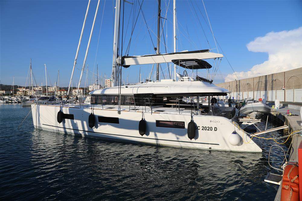 Lagoon 620