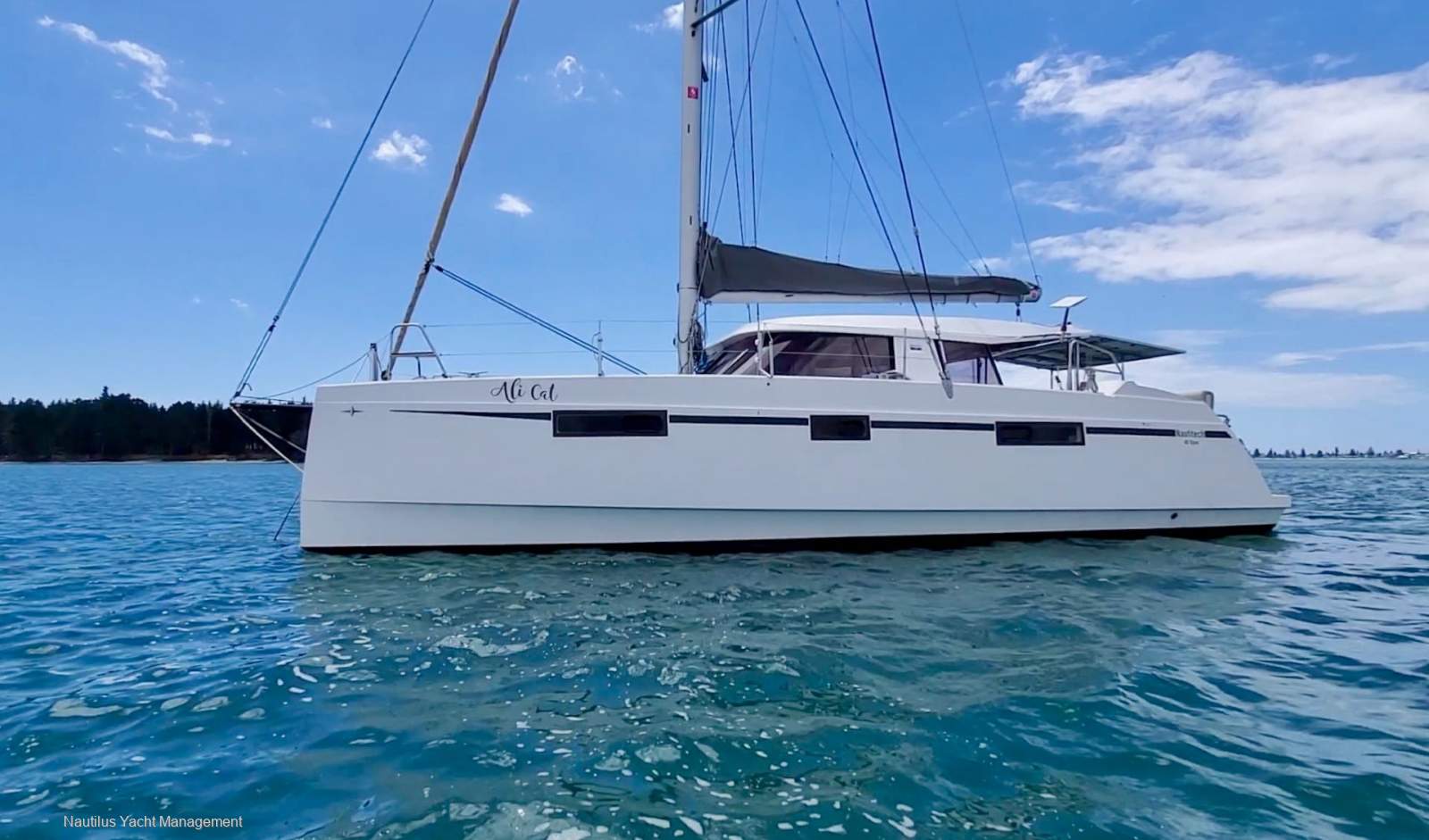 Nautitech 40 Open 4 cabins - 2 heads version. Never chartered