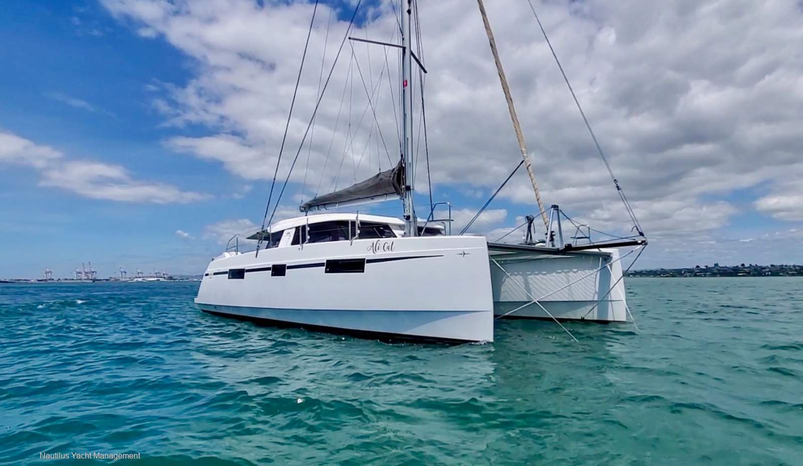 Nautitech 40 Open 4 cabins - 2 heads version. Never chartered