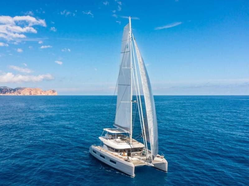 Lagoon 60