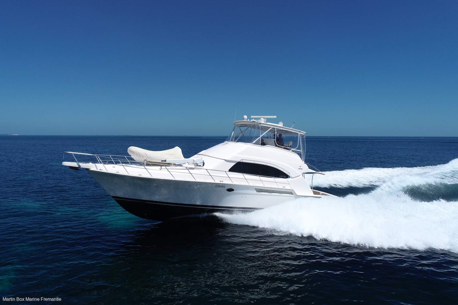 Bertram 510 Flybridge With Only 512 Hours