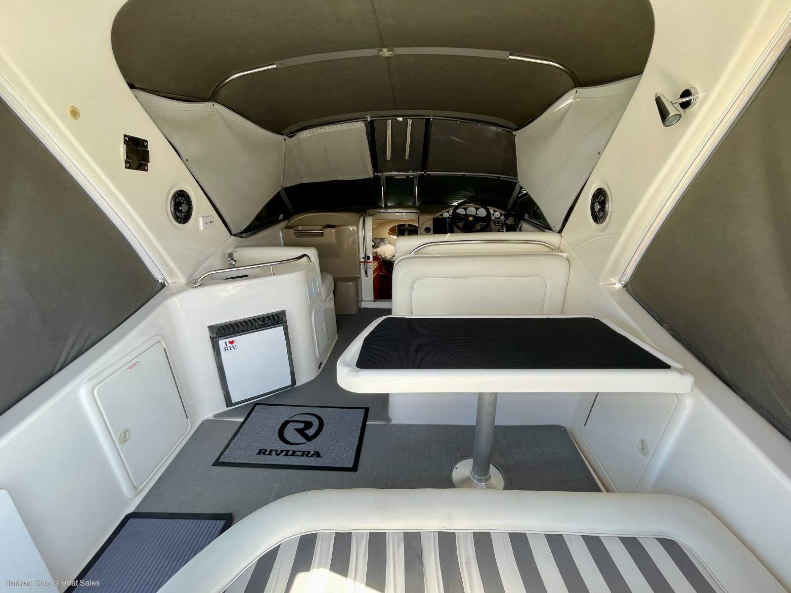 Riviera M290 Sports Cruiser