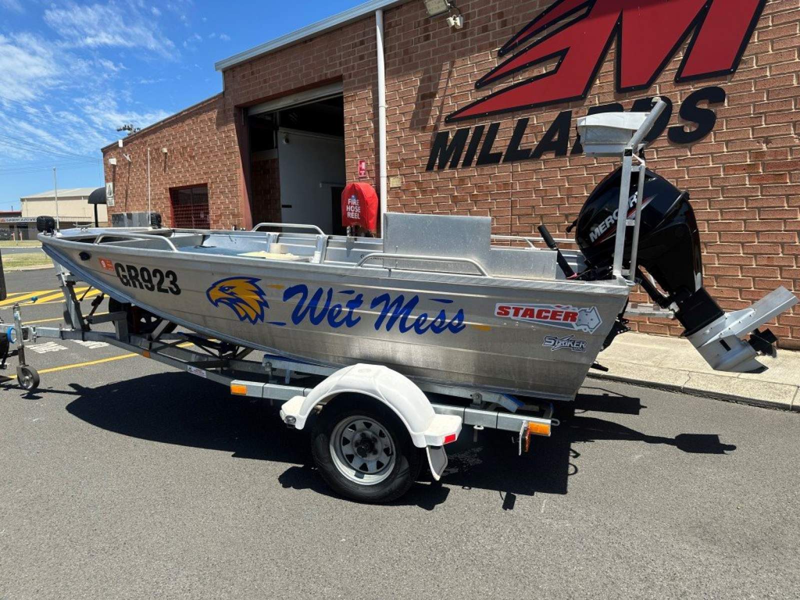 Stacer 389 Territory Striker