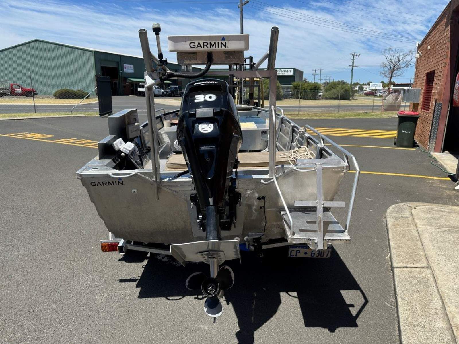 Stacer 389 Territory Striker
