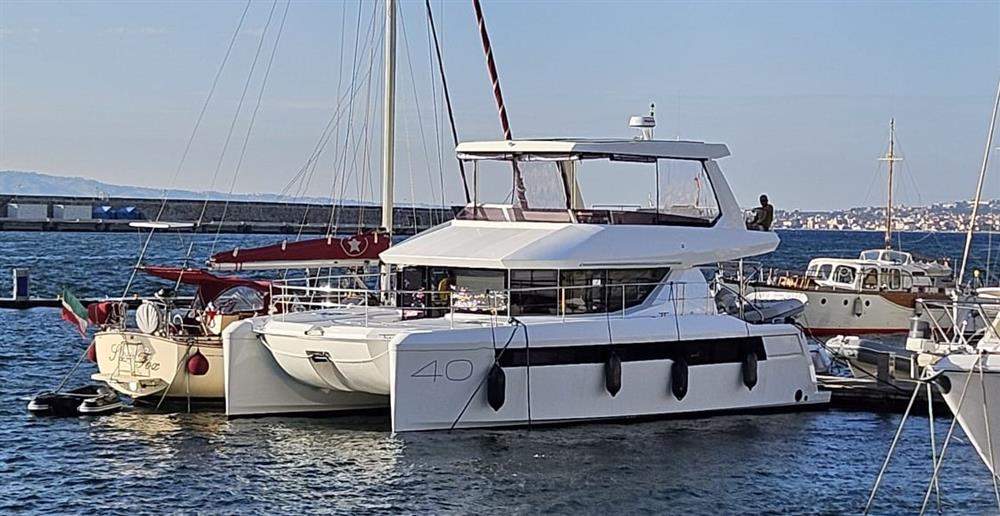 Leopard Catamarans 40