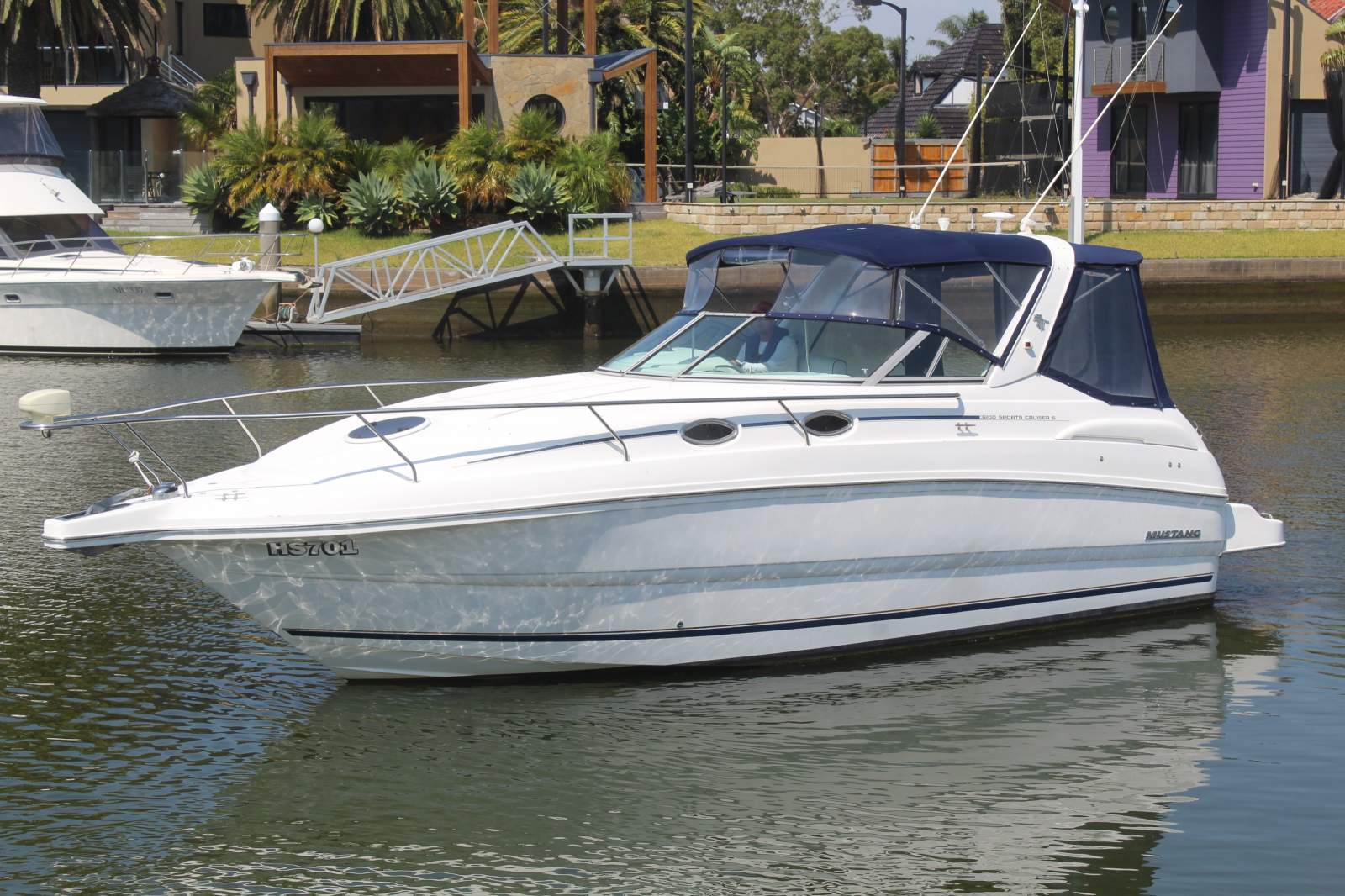 Mustang 3200 Sportscruiser