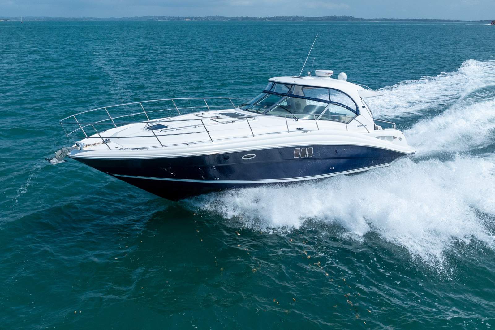 Sea Ray 44 Sundancer