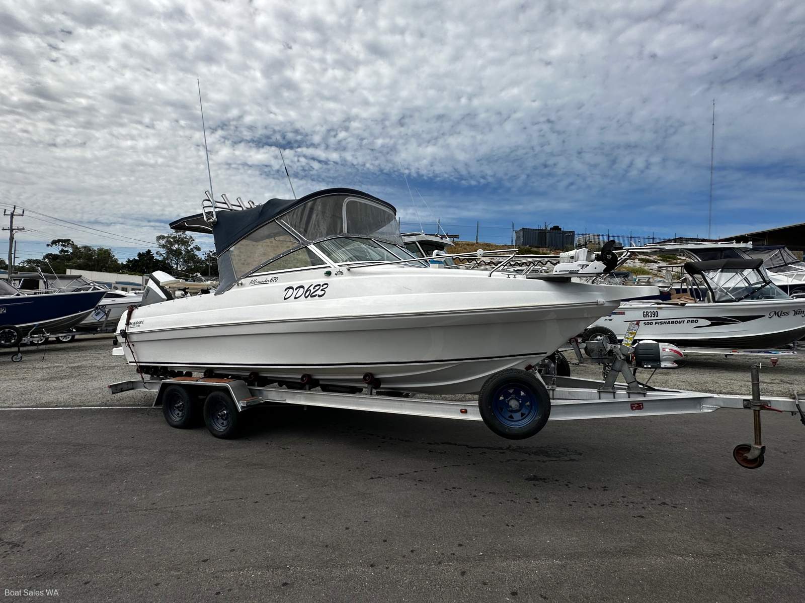 Commodore All Rounder 670 2017 Model 200hp HO Etec 510Hrs