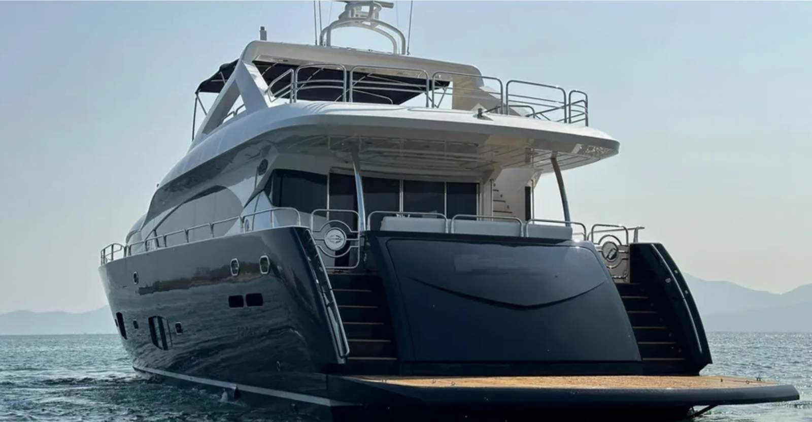Sunseeker 30 Metre Yacht