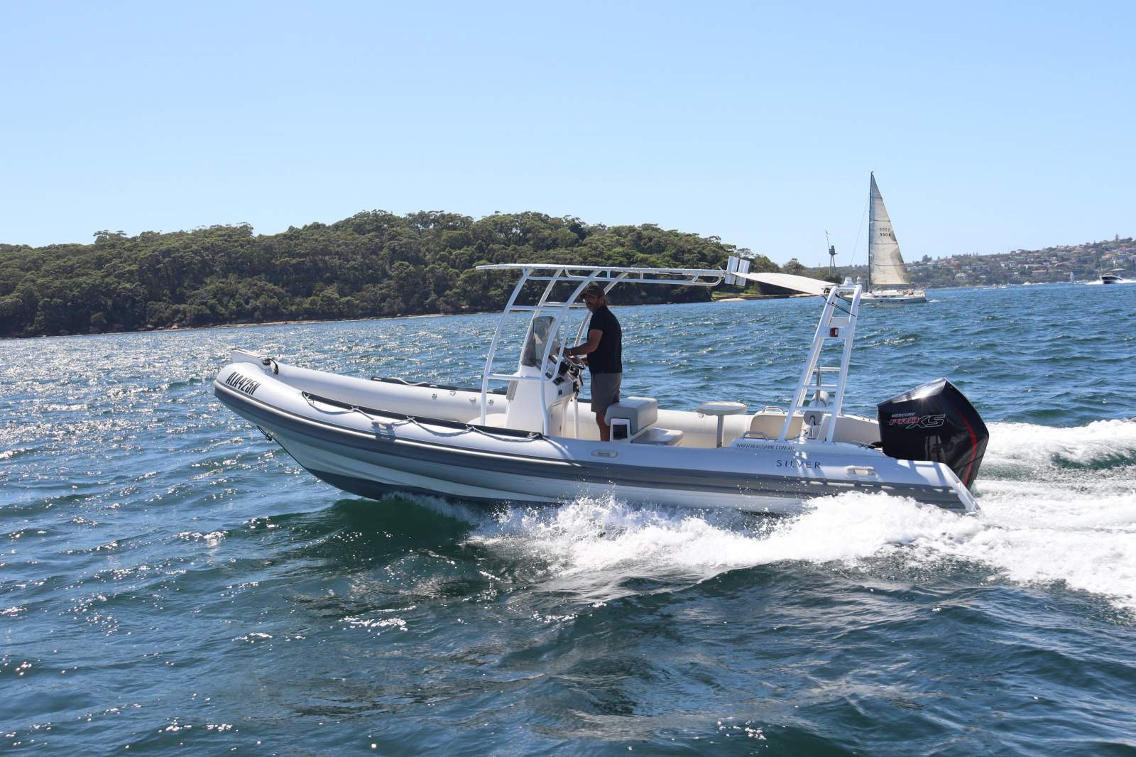 Hedia 750C Hypalon Rib