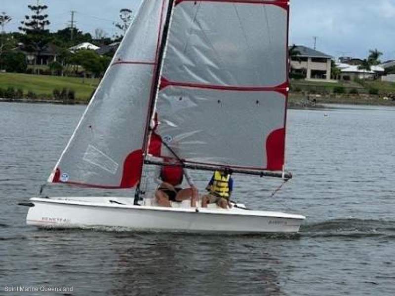 Beneteau First 14