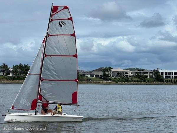 Beneteau First 14