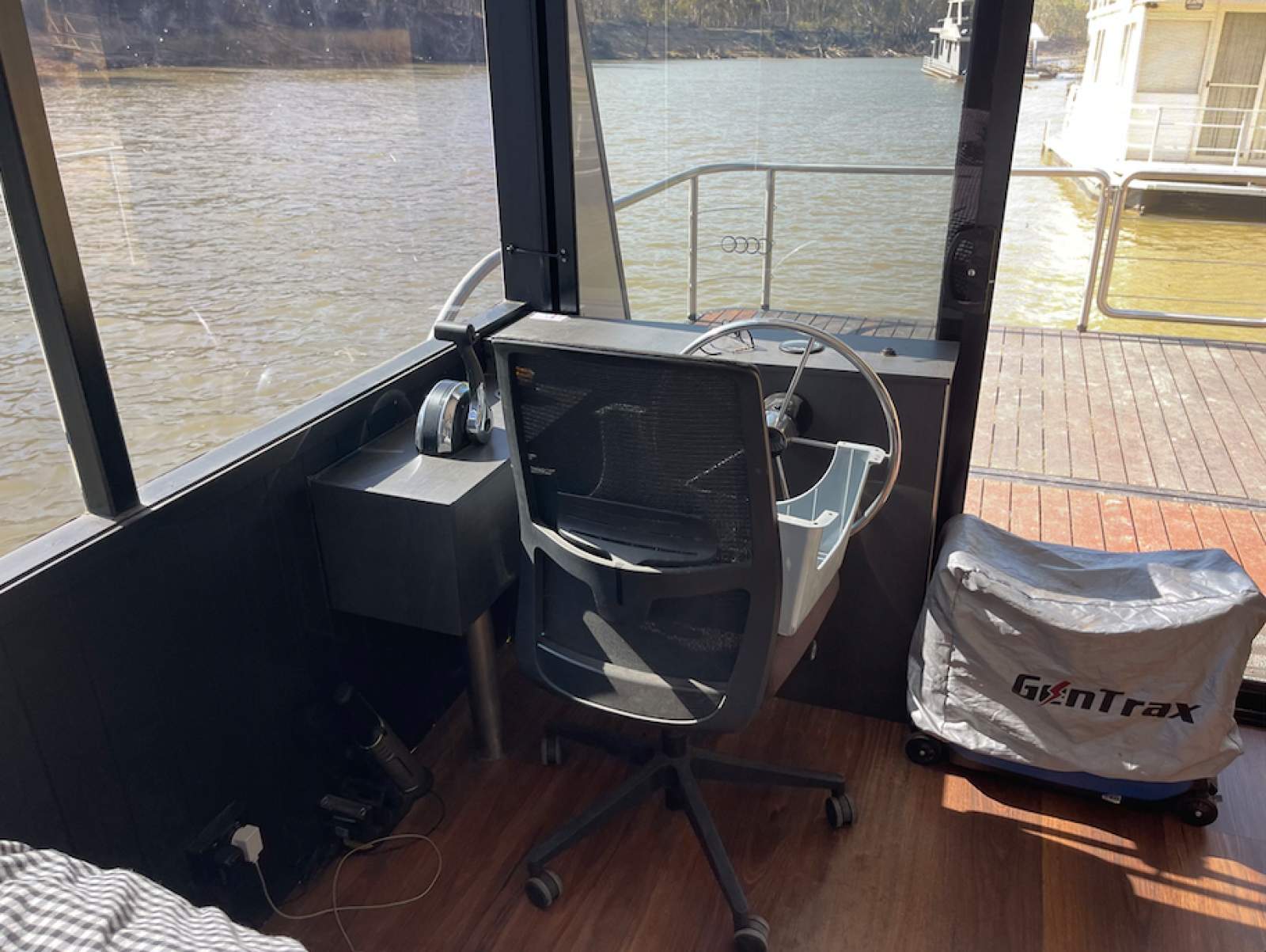 Small Houseboat