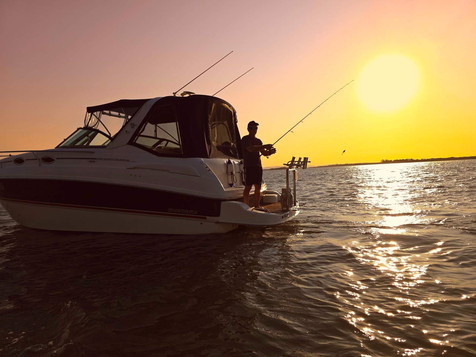 Mustang 3200SE Sportscruiser 2005