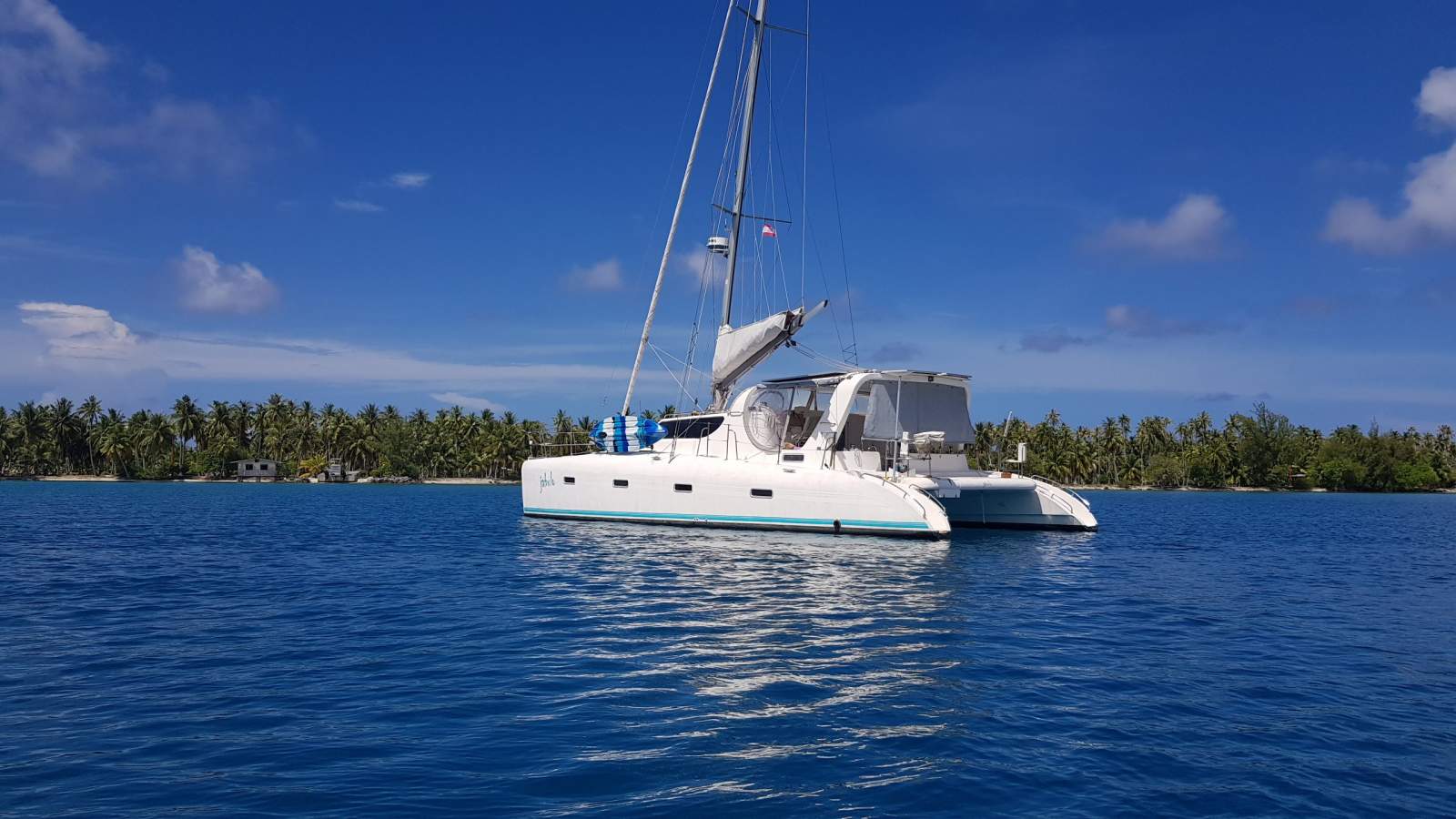 Dean Catamarans 440 - Blue water cruiser - Located in TAHITI