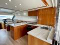 Riviera 5800 Sport Yacht