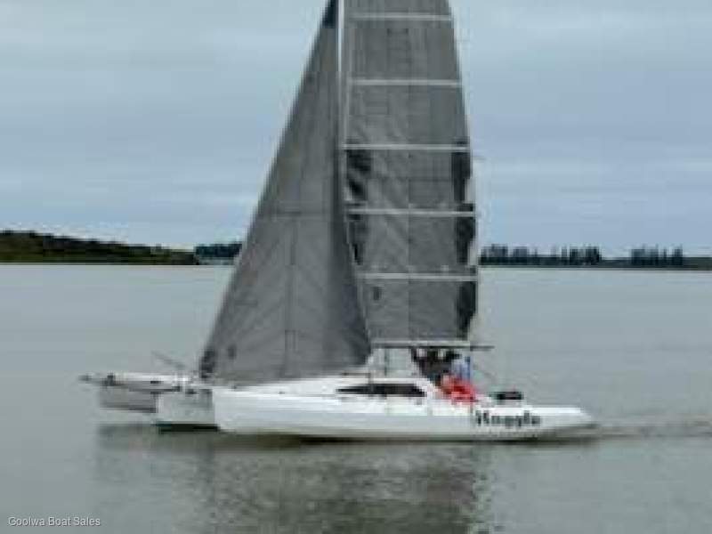 Scarab 670