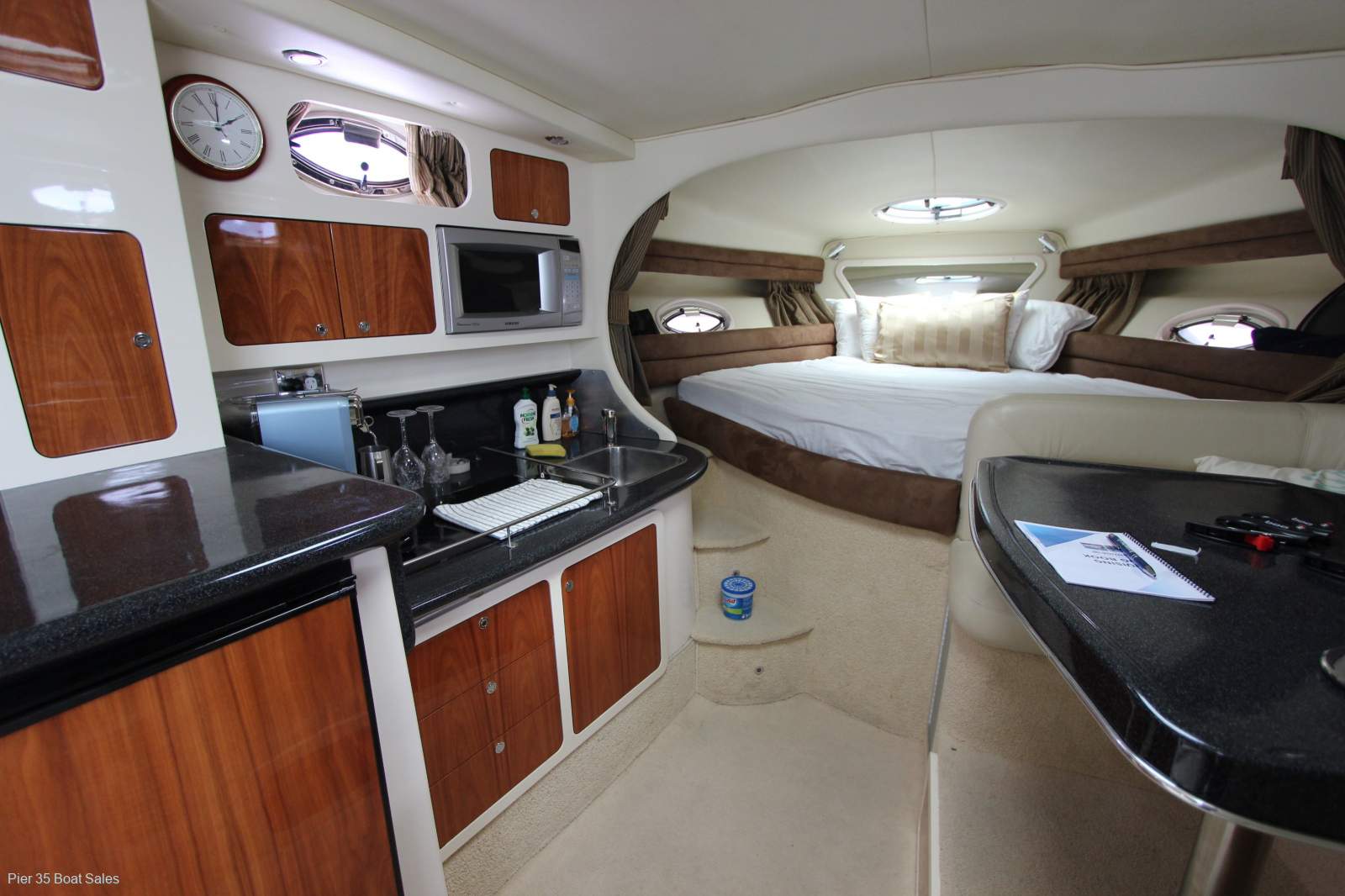 Mustang 3800 Sportcruiser