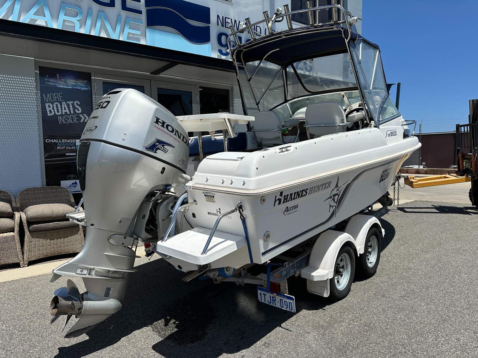 Haines Hunter 580 Breeze with 150HP Honda 4 Stroke
