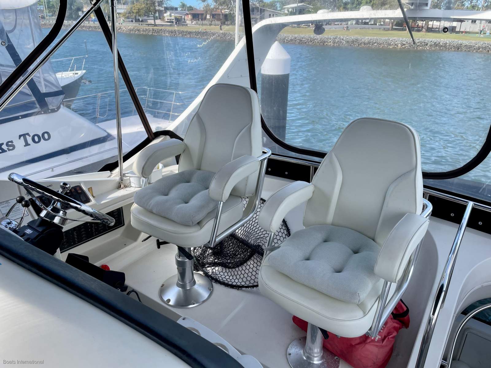 Carver 38 Super Sport