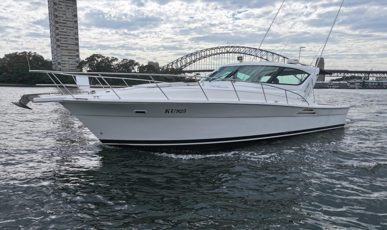 Riviera 4000 Offshore