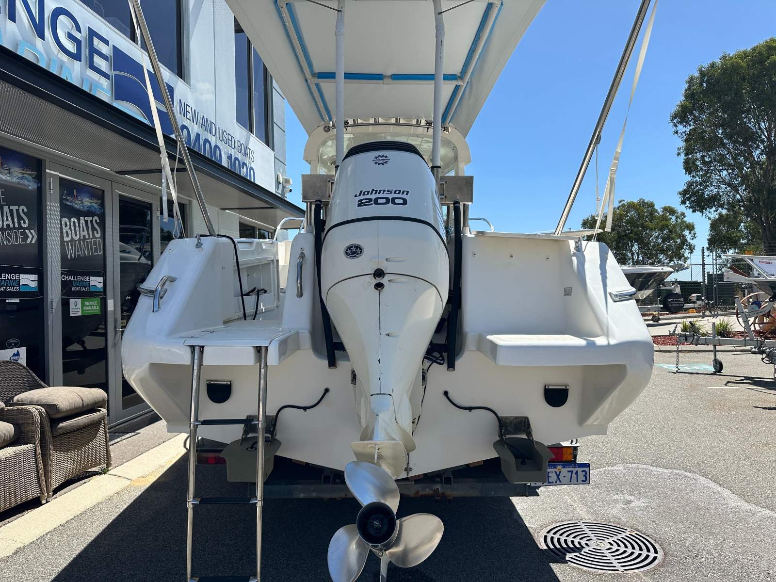 Leeder Tomcat 240 with Johnson 200HP 4 Stroke