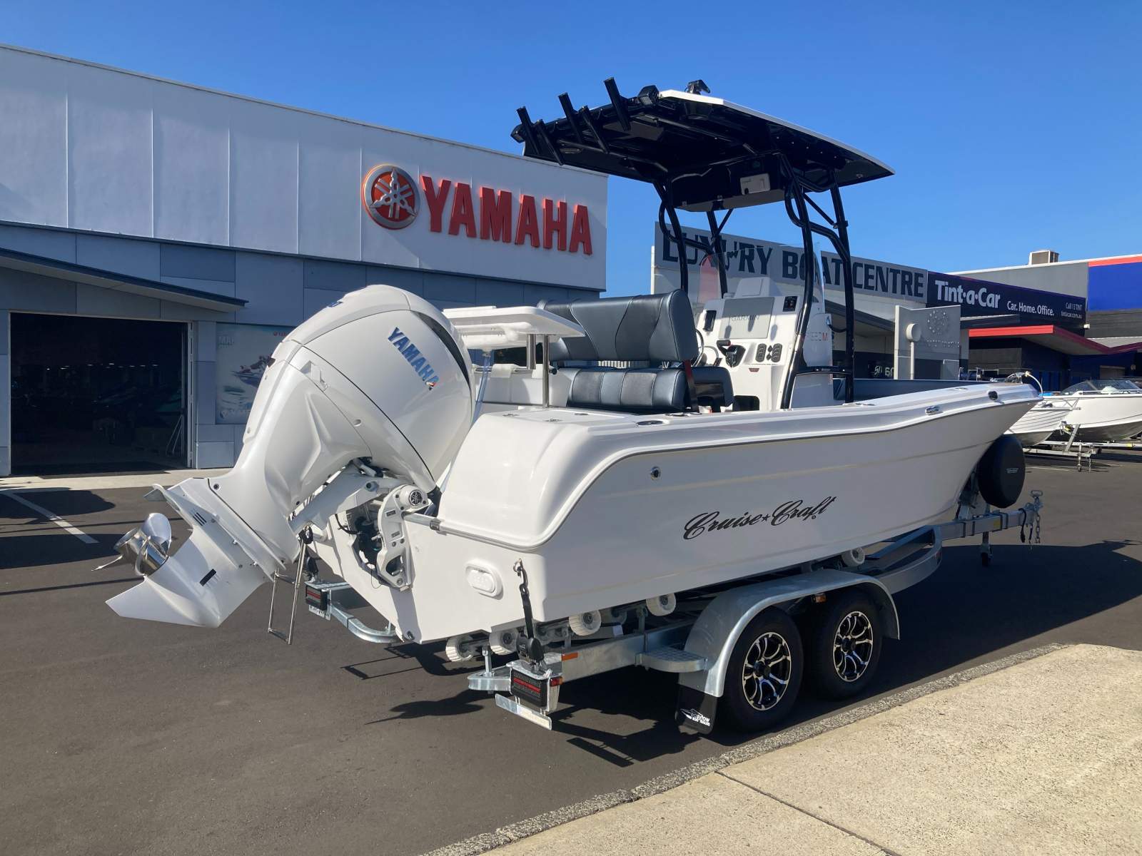 New CruiseCraft F360M Centre Console Boat, Motor & Trailer package